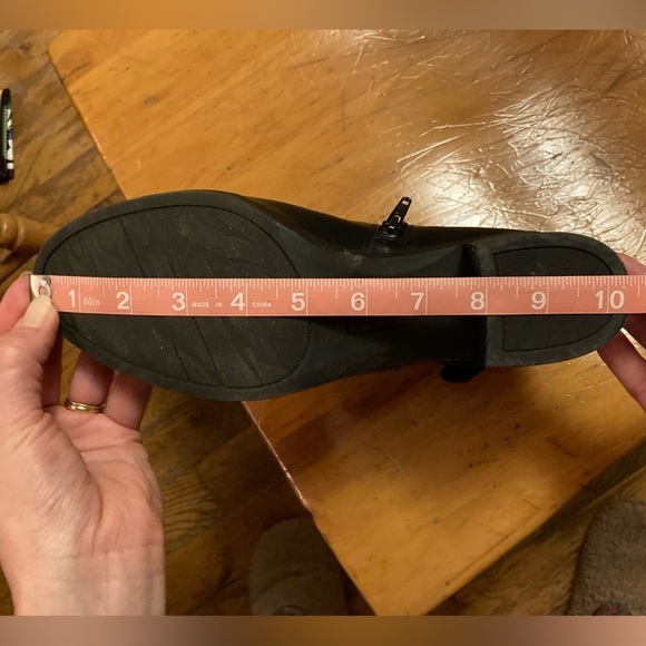 Anne Klein Javen Black Heeled Zip Booties. Size 8.5. - Picture 7 of 8